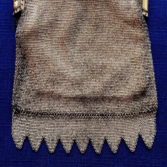 Antique Art Deco Mesh Evening Bag - Picture 8 of 9